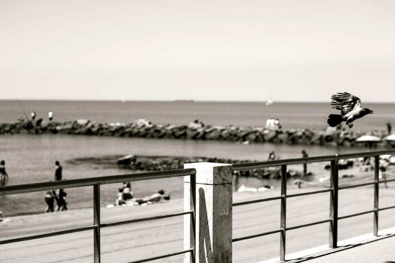 Ferienwohnung Open Space On The Sea Of Rome !:) Lido di Ostia Exterior foto